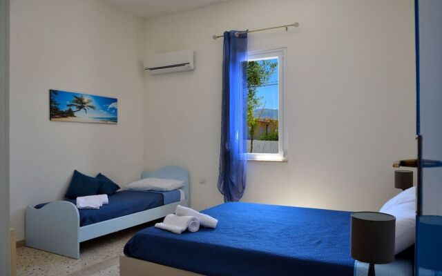 Villa con piscina Alcamo Marina