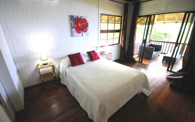 #4 Beach Villa Bliss by TAHITI VILLAS