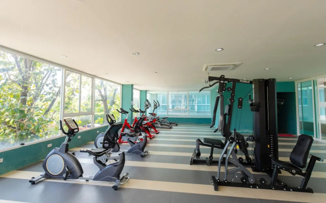 JJ Airport Phuket Condotel by O