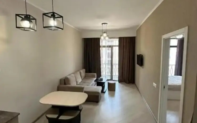 Spacious 1BR Pool & Sauna
