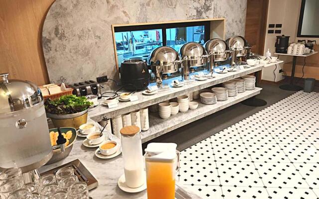 Sann Boutique Hotel