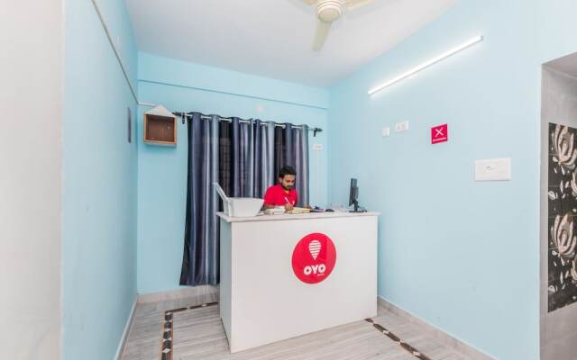 OYO 9811 Stay Inn Newtown