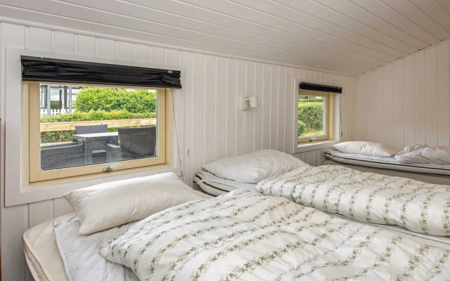 Vibrant Holiday Home in Juelsminde near Sea