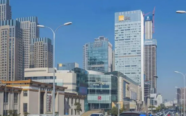 Lanriyuehai LOFT Seaview Beauty Su (Rizhao Vientiane Hui Branch)