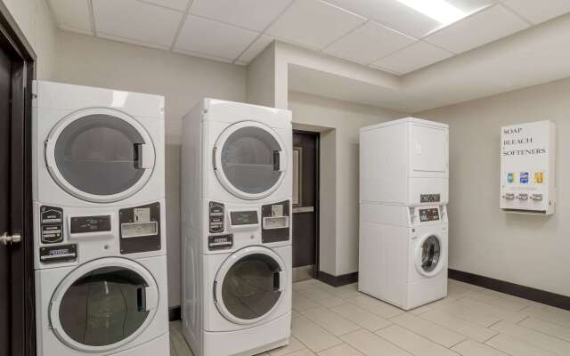 Best Western Plus Greenville I-385 Inn & Suites