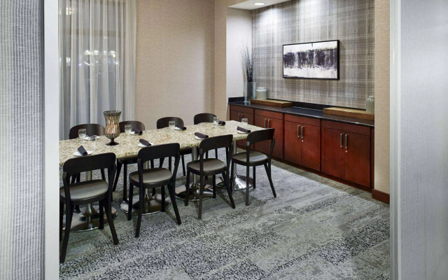 Courtyard by Marriott Hamilton