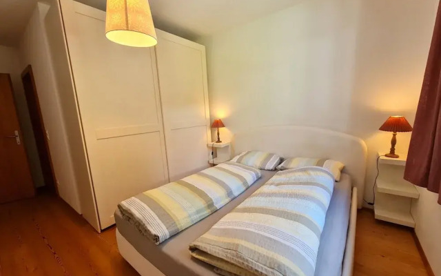 Central Vacation Apartment With View