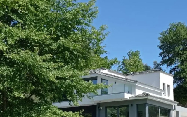 La Casa Del Rio