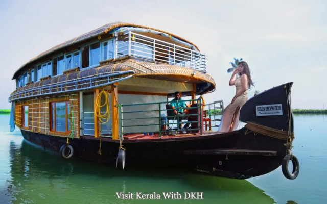 Soma Houseboat