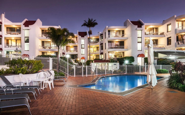 Alexandria Apartments