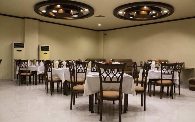 Hotel Country Inn