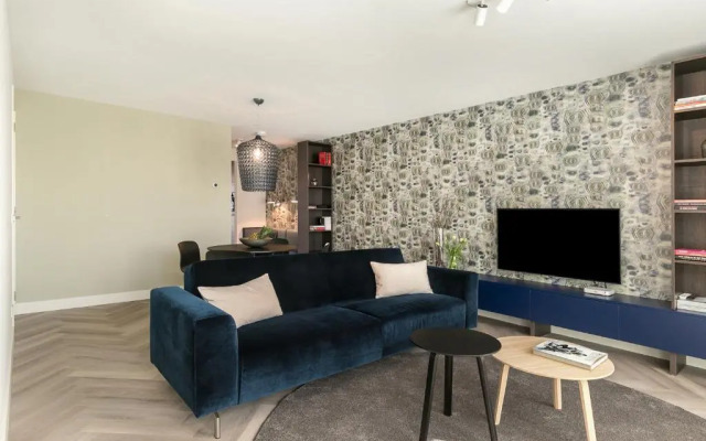 DRL08 Luxury apartment with sauna in centre