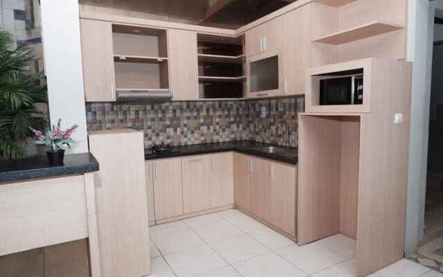 OYO 703 Omah Olin Guesthouse