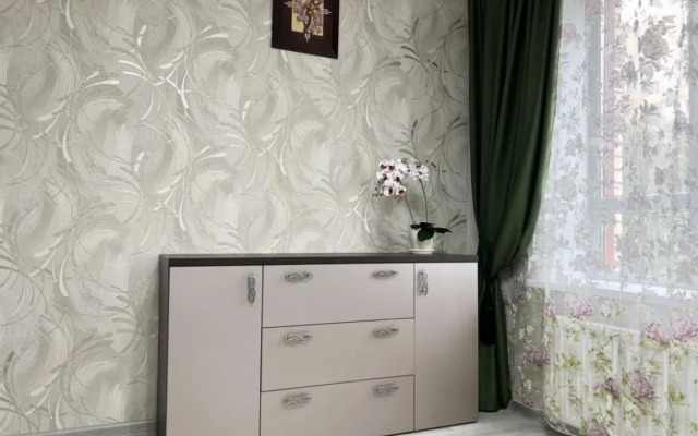 Диван и Чемодан на ул. Немировича-Данченко, 167/3