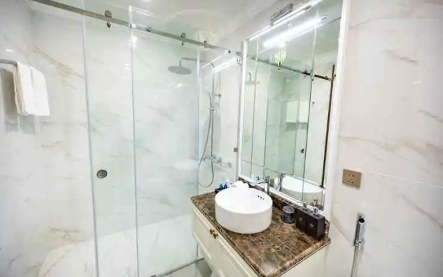 Madelise Hotel & Apartment