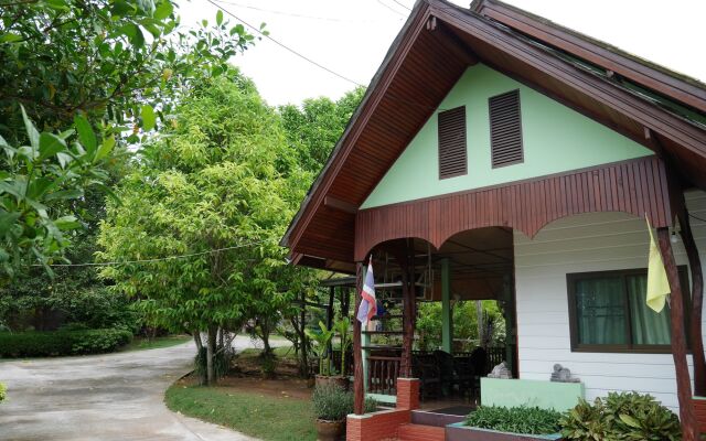 Floral House Samui