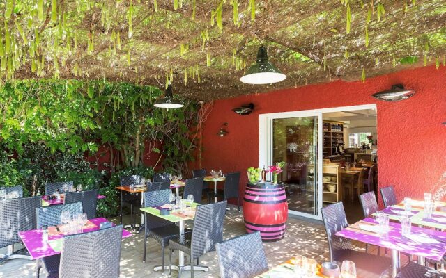 Hotel ibis Styles Aix en Provence Mas des Oliviers