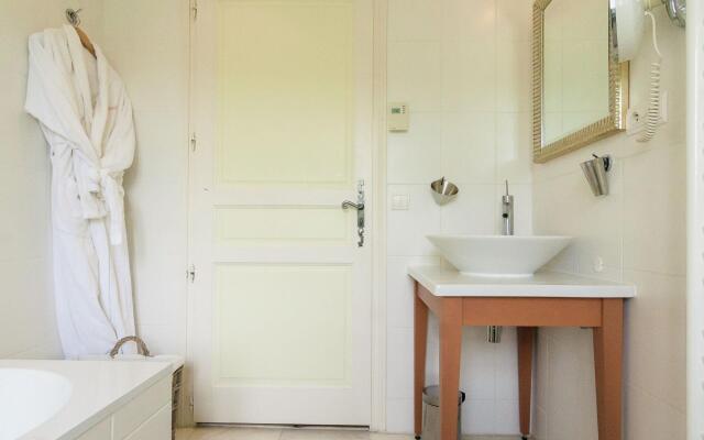 Lovely Holiday Home With Private Pool in Tournon-d'agenais