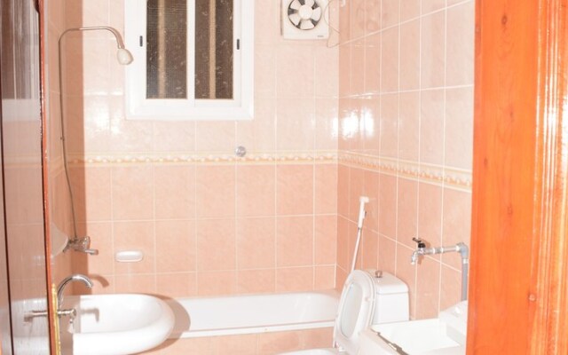Al Eairy Furnished Apts Al Madinah 6