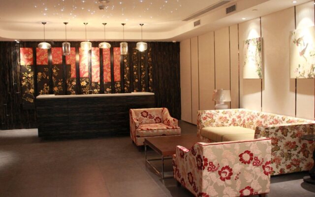 Tianjin U Hotel