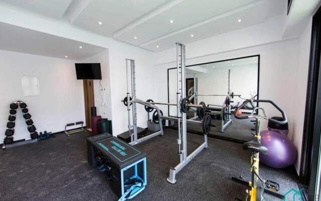 Sunset 201 Luxury 2bds With gym