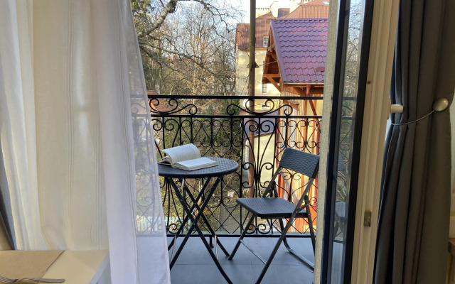 Baltic Resort (Балтик Резорт) на улице Октябрьская