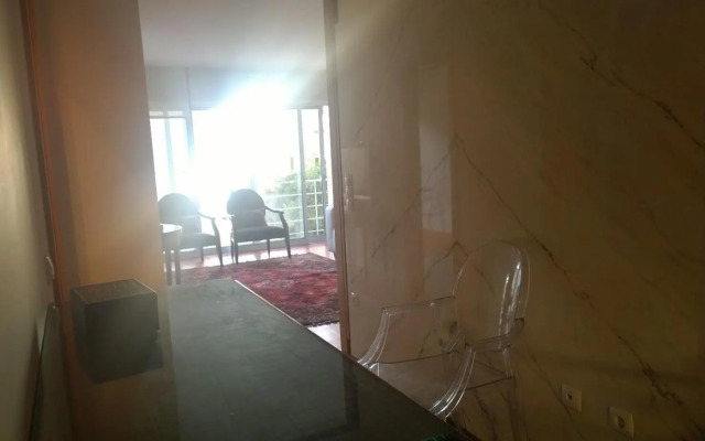 Marginal Luminous Beach Apartment