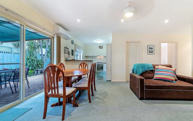 Cosy Unit at 2-3 Wyndham in Cowes