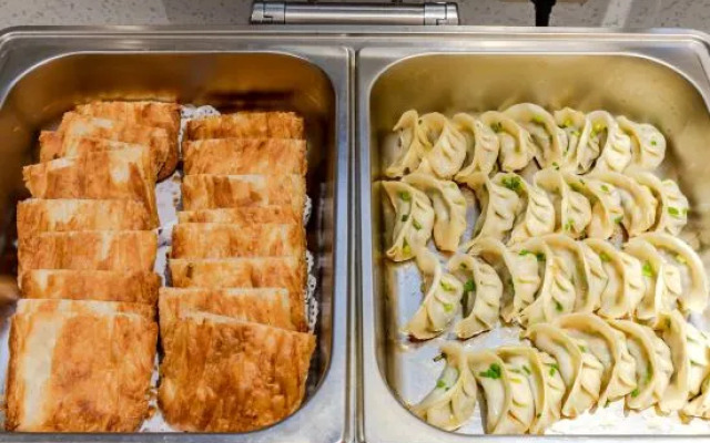 Chizhou Daqianmen Light Luxury Hotel