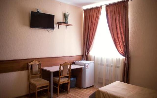 Hotel 7 Ogney