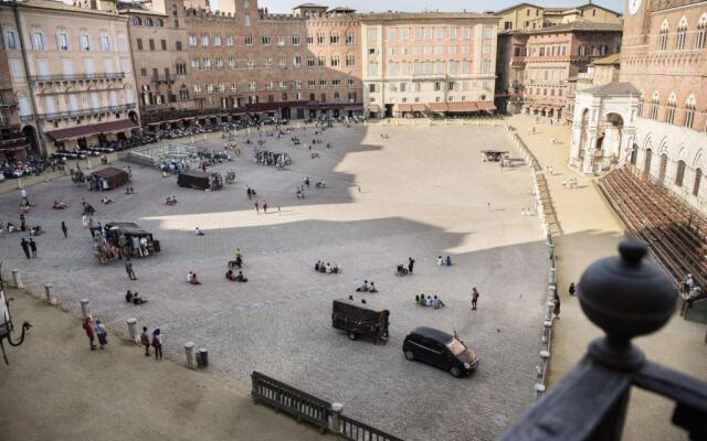 La Terrazza Sul Campo Rooming House