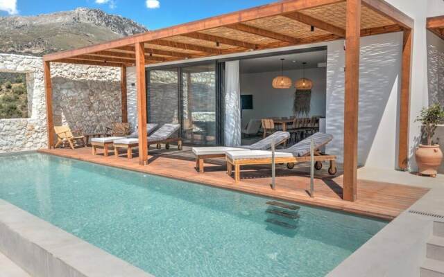 Villa Hestia - 6 Bedroom Luxury Villa With Seaview