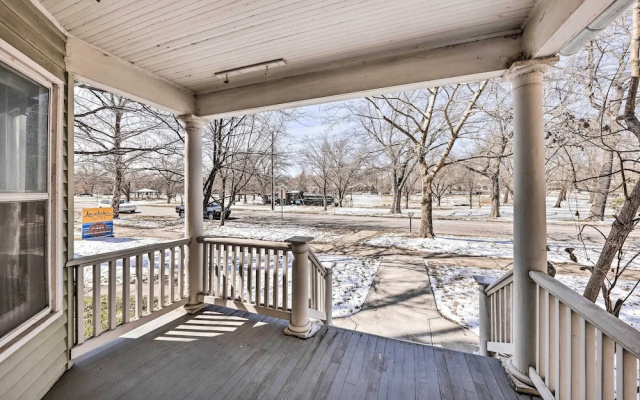 Newly Renovated Home Close to Dtwn Lawrence!
