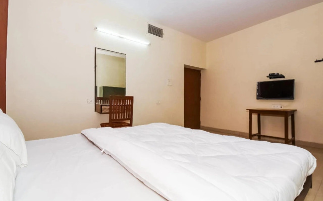 Sapphire Inn by OYO Rooms