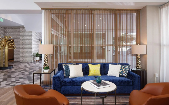 Canal Street Hotel