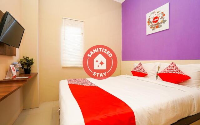 Hotel O Surabaya near Surabaya Town Square formerly Kupang Gunung Residence