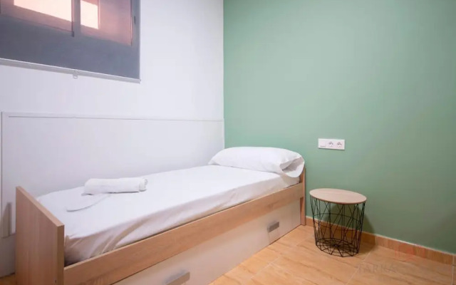 Th08 Apartamento Moderno con Patio Privado