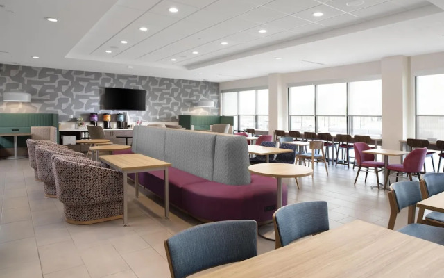 Home2 Suites By Hilton Dallas East