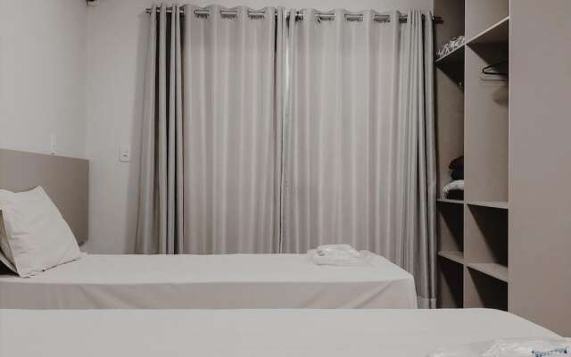 Petri Plaza Hotel