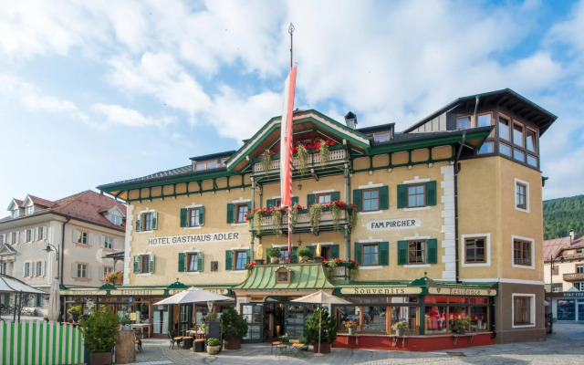 Adler Suite & Stube