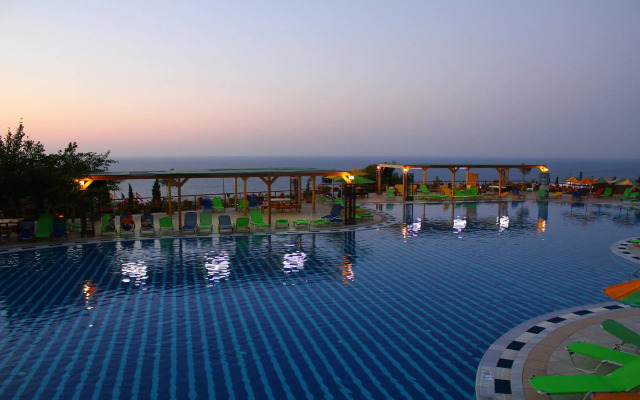 Aqua Sun Village