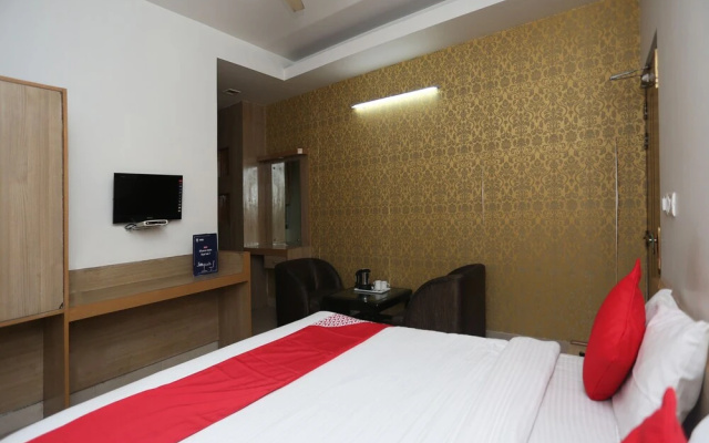 Shanta Inn Charbagh by OYO Rooms