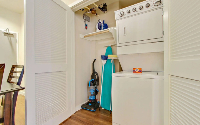 Global Luxury Suites in Sunnyvale