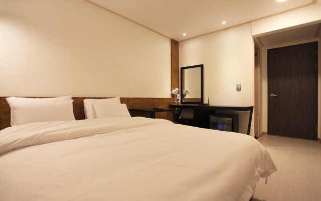 Chuncheon Hotel Eton