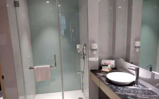 Beyzaa Hotel & Suites , Kolkata