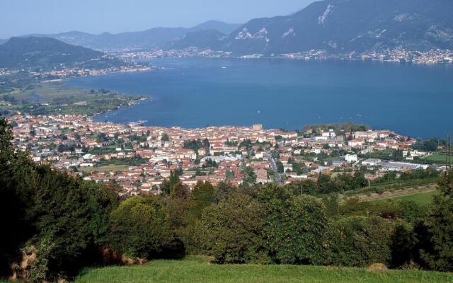 International Hotel Iseo