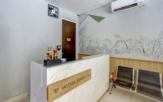 Wisma Kebon Kacang 9 by OYO Rooms