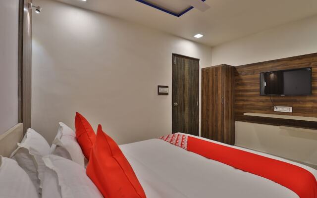 OYO 26476 Hotel Meridan Palace