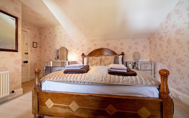 Rowan Tree Country Hotel