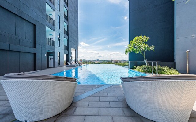 Dream City By Himmel